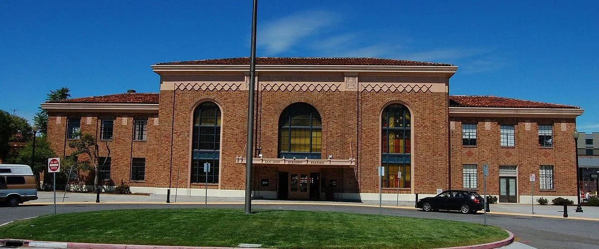 Amtrak Station Near Reid–Hillview Airport (RHV)