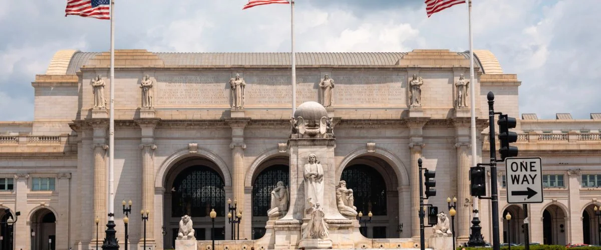 Washington Amtrak Station, Route & Schedule