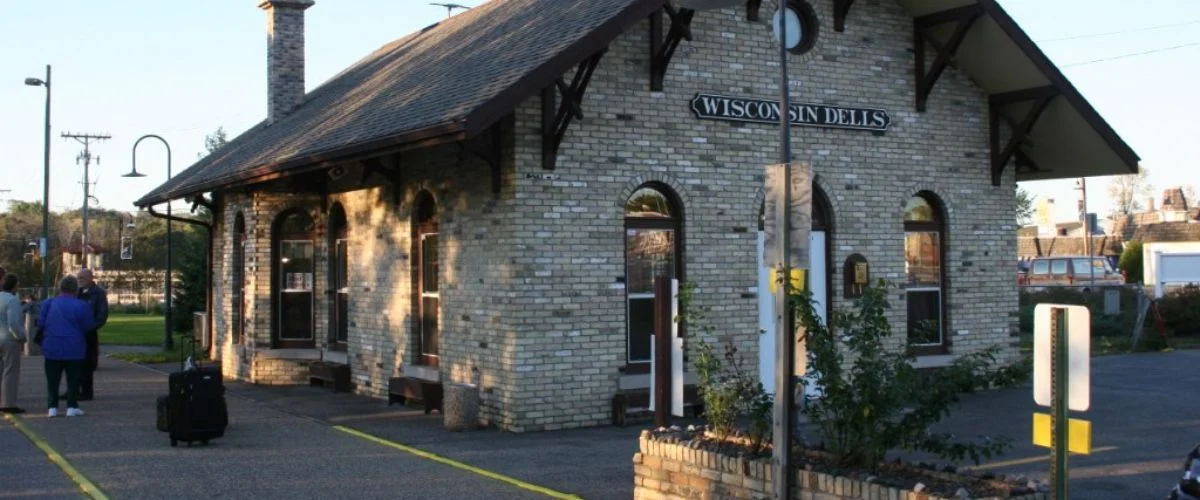 Wisconsin Dells Amtrak Station, Route & Schedule
