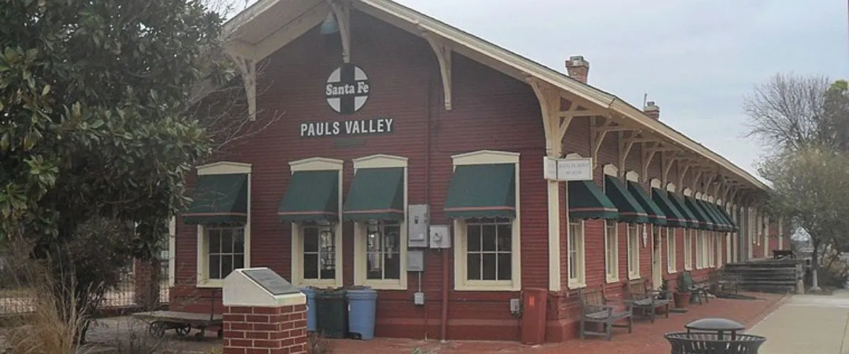 Amtrak Station Near Ada Airport (ADA)