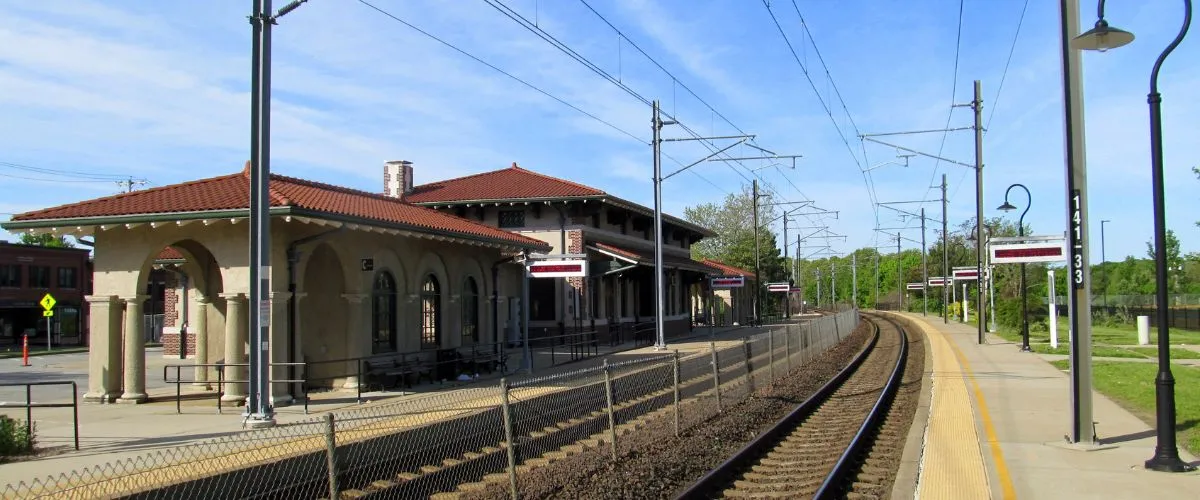 Amtrak Station Near Block Island State Airport (BID)