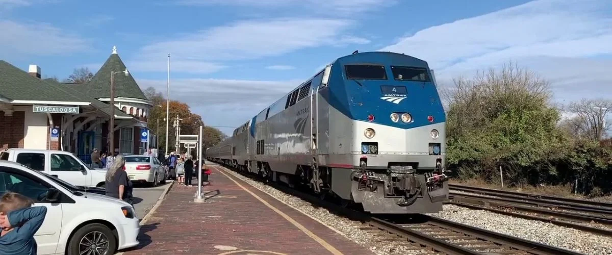 Amtrak Station Near Demopolis Regional Airport (DYA)