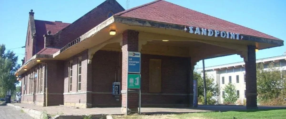 Amtrak Station Near Driggs-Reed Memorial Airport (DIJ)