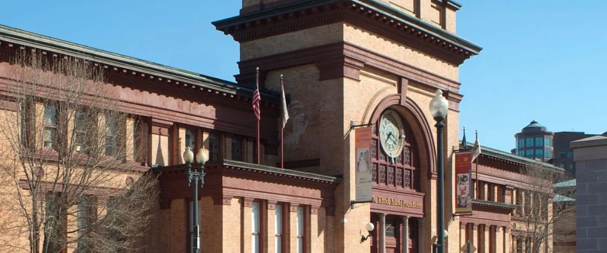 Amtrak Station Near North Central State Airport (SFZ)
