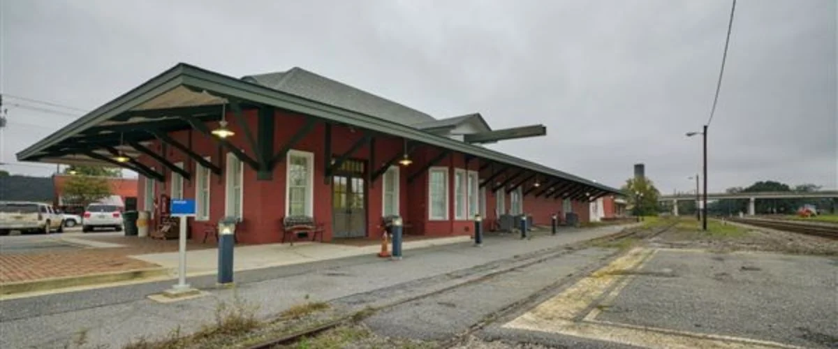 Amtrak Station Near Perry–Houston County Airport (PXE)