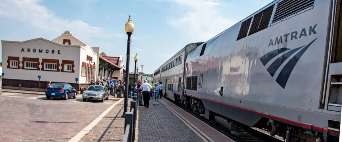Amtrak Station Near Stan Stamper Municipal Airport (HHW)