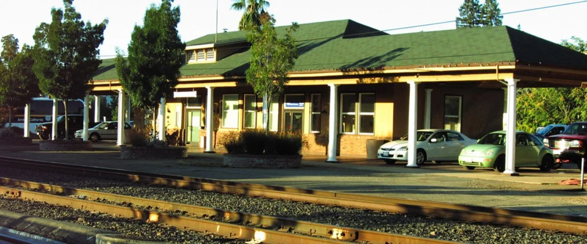 Amtrak Station Near Susanville Municipal Airport (SVE)