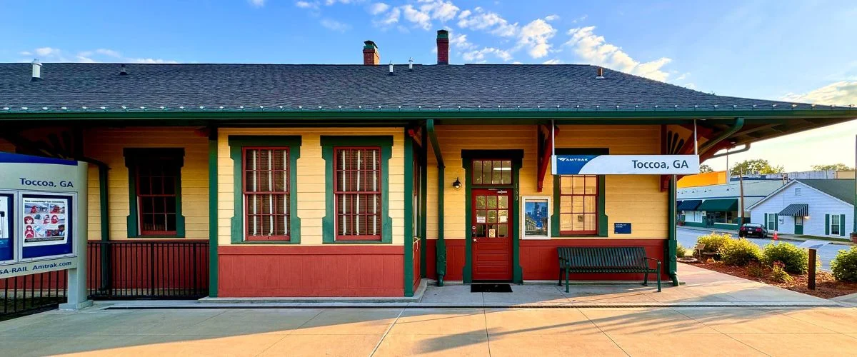 Amtrak Station Near Toccoa Airport (TOC)