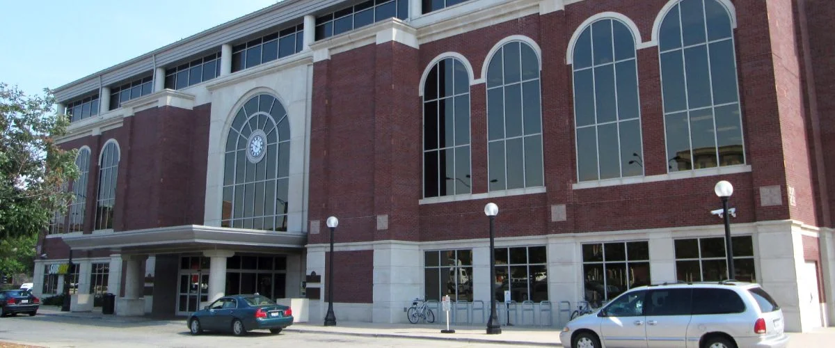 Top 10 Hotels near Champaign-Urbana Station