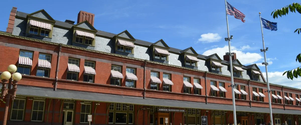 Top 10 Hotels near Harrisburg Station