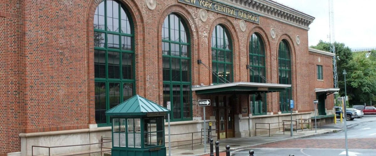 Top 10 Hotels near Poughkeepsie Station