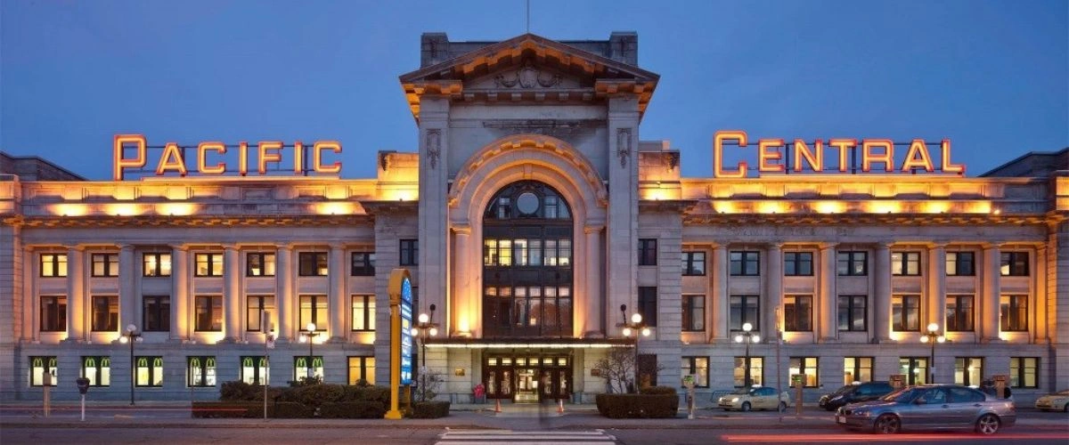 Top 10 Hotels near Vancouver Pacific Central Station