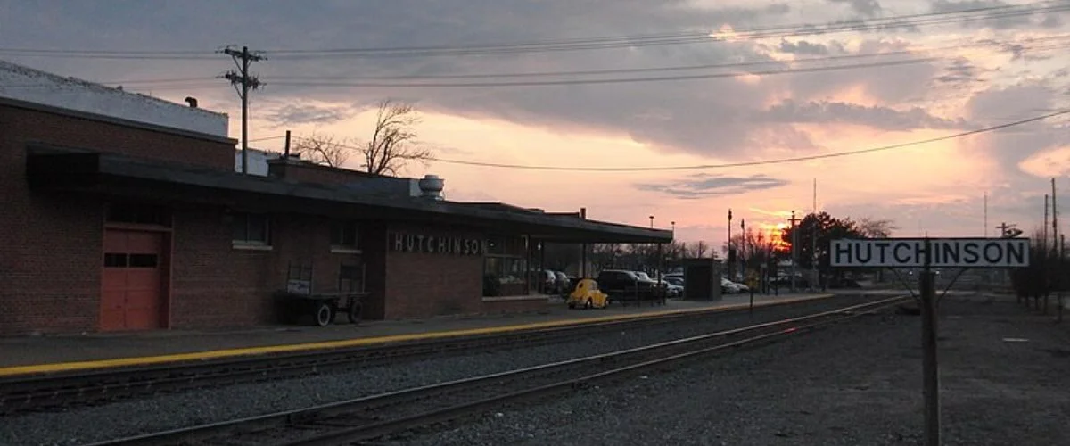 Amtrak Station Near Hutchinson County Airport