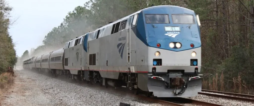 Services available from orlando to miami by train