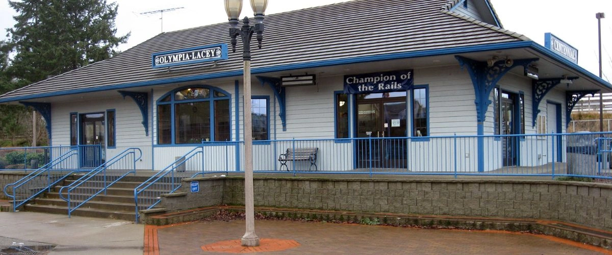 Car Rental Centennial Amtrak Station