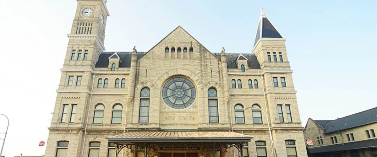 Car Rental Louisville Amtrak Station