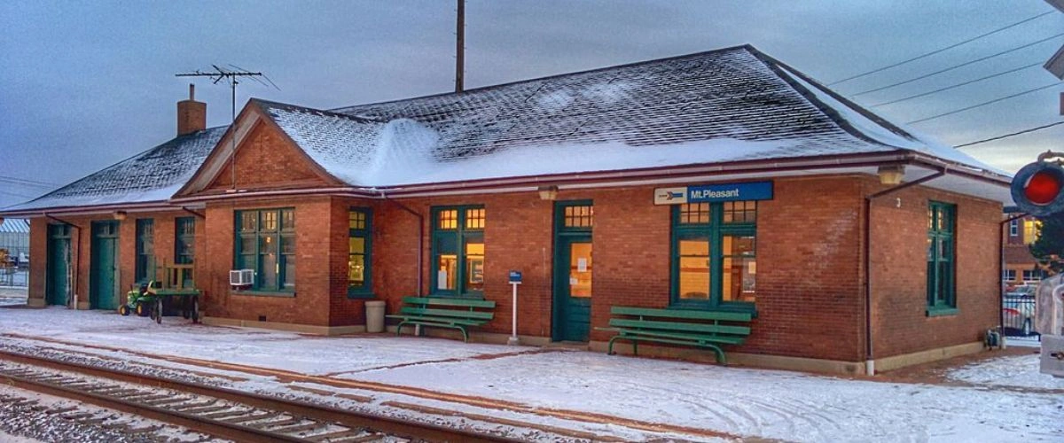 Car Rental Muscatine Amtrak Station
