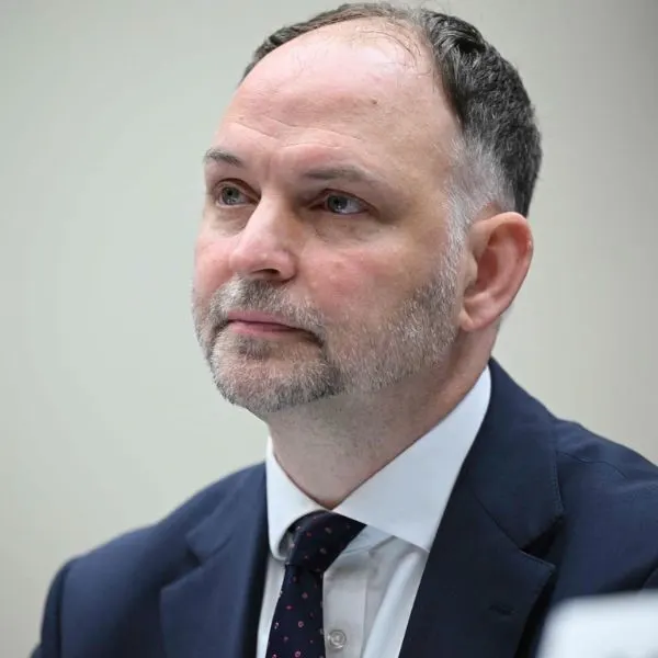 Stephen Gardner Amtrak X-CEO